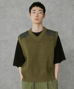 カーキ モデル：183cm L着用