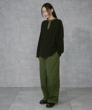 ブラック モデル：168cm M着用