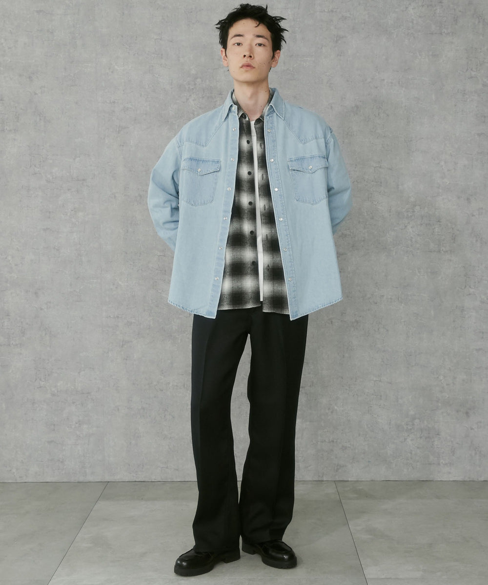 デニム淡加工　モデル:183cm L着用