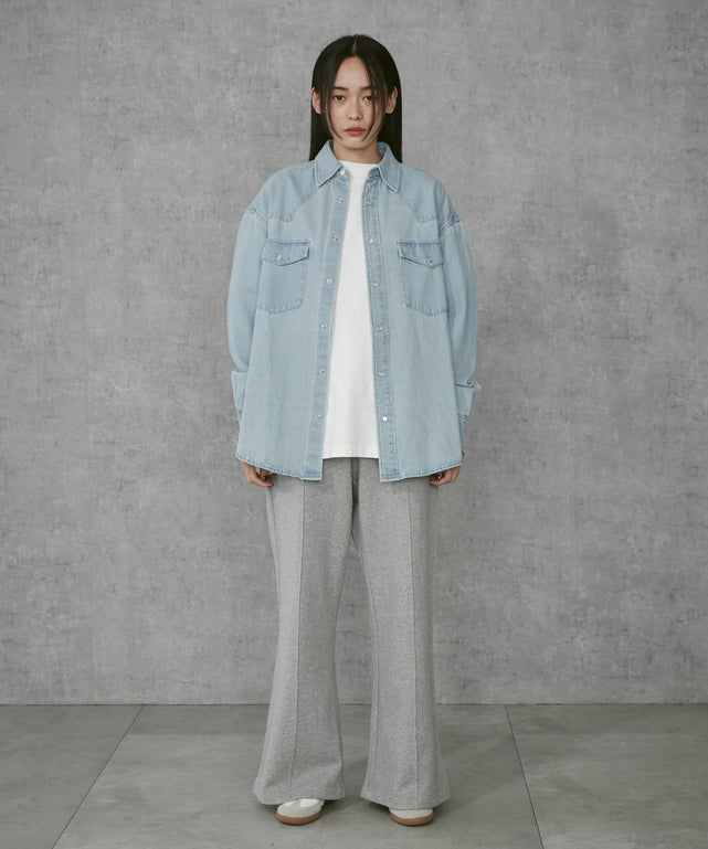 デニム淡加工 モデル：168cm M着用