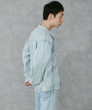 デニム淡加工　モデル:183cm L着用