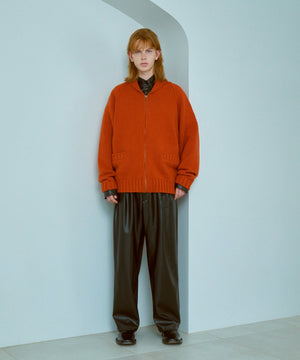 ブラック モデル：183cm L着用