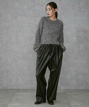 ブラック モデル：168cm M着用