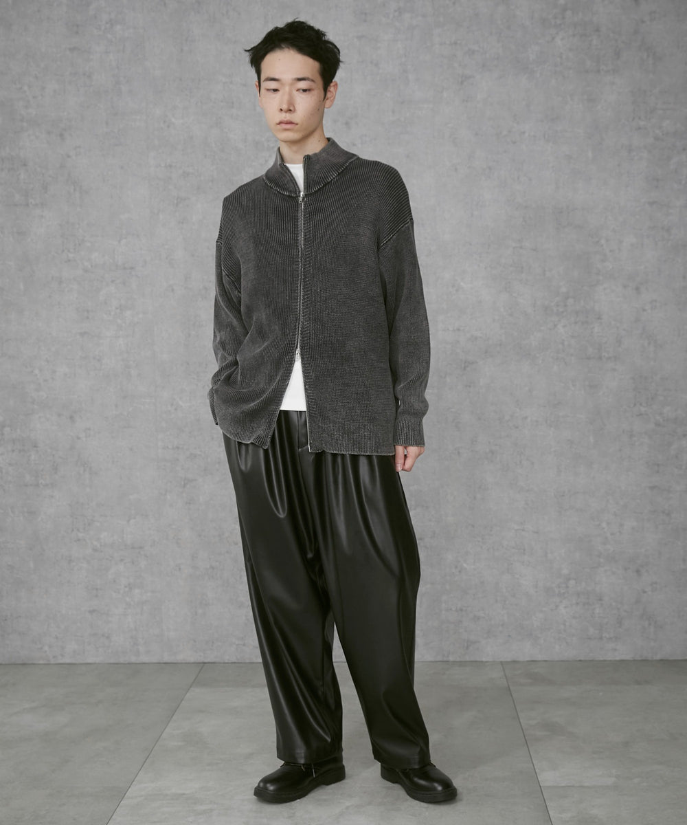 ブラック モデル：183cm L着用