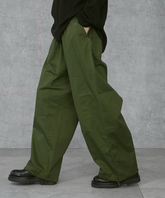 オリーブ モデル：168cm M着用