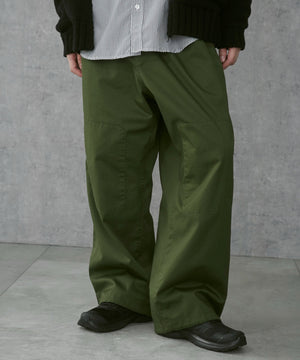 オリーブ モデル：168cm M着用