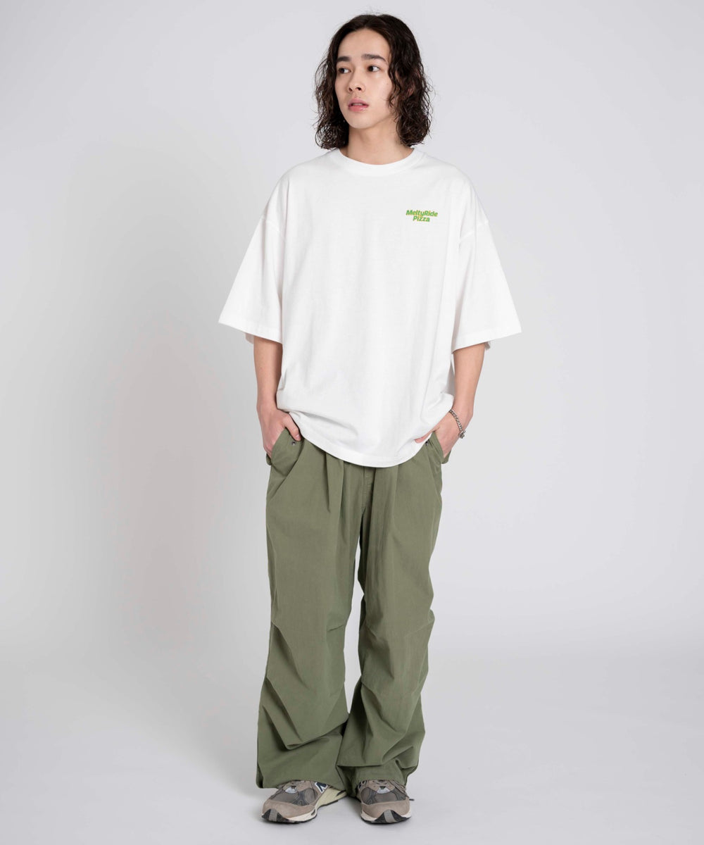 柄19 モデル：174cm L着用