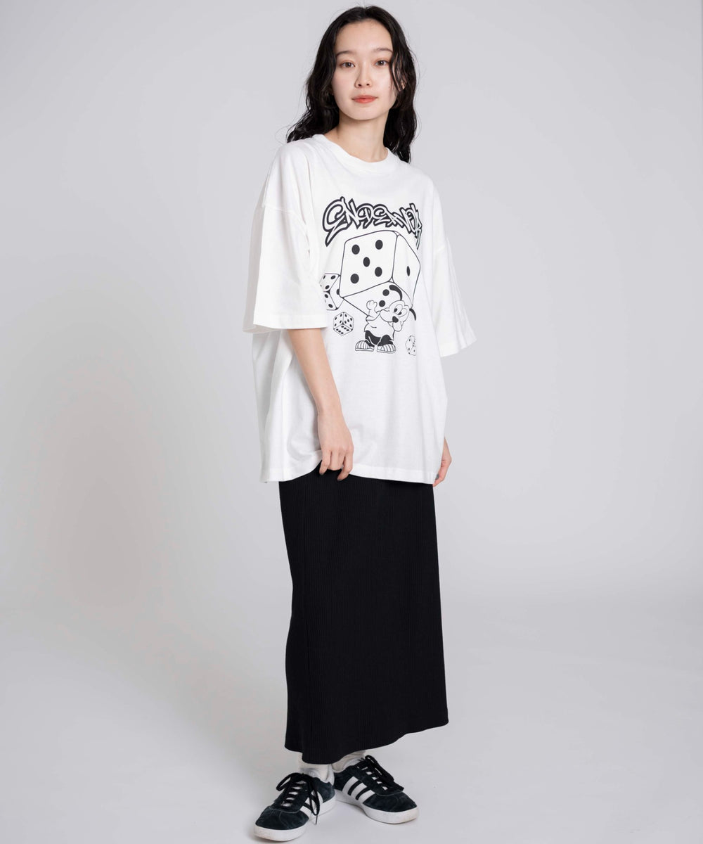 柄20 モデル:161cm M着用