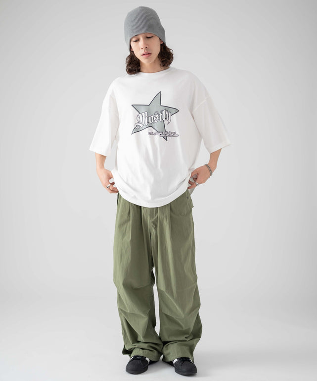 柄49 モデル：174cm L着用