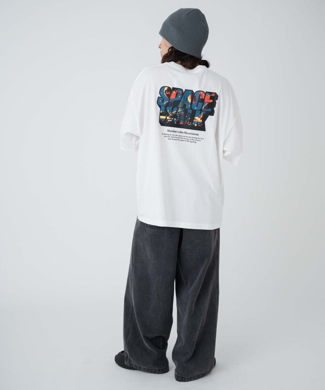 柄58 モデル：174cm L着用