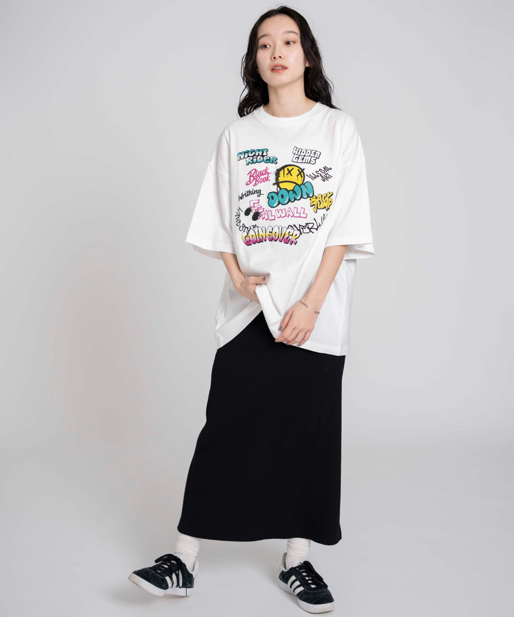 柄11 モデル:161cm M着用