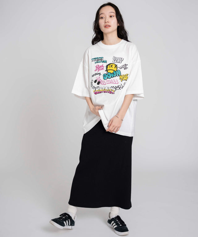 柄11 モデル:161cm M着用