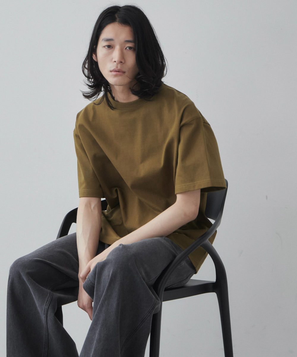 カーキ モデル：181cm L着用