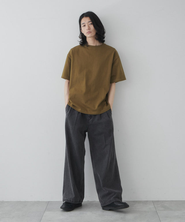 カーキ モデル：181cm L着用