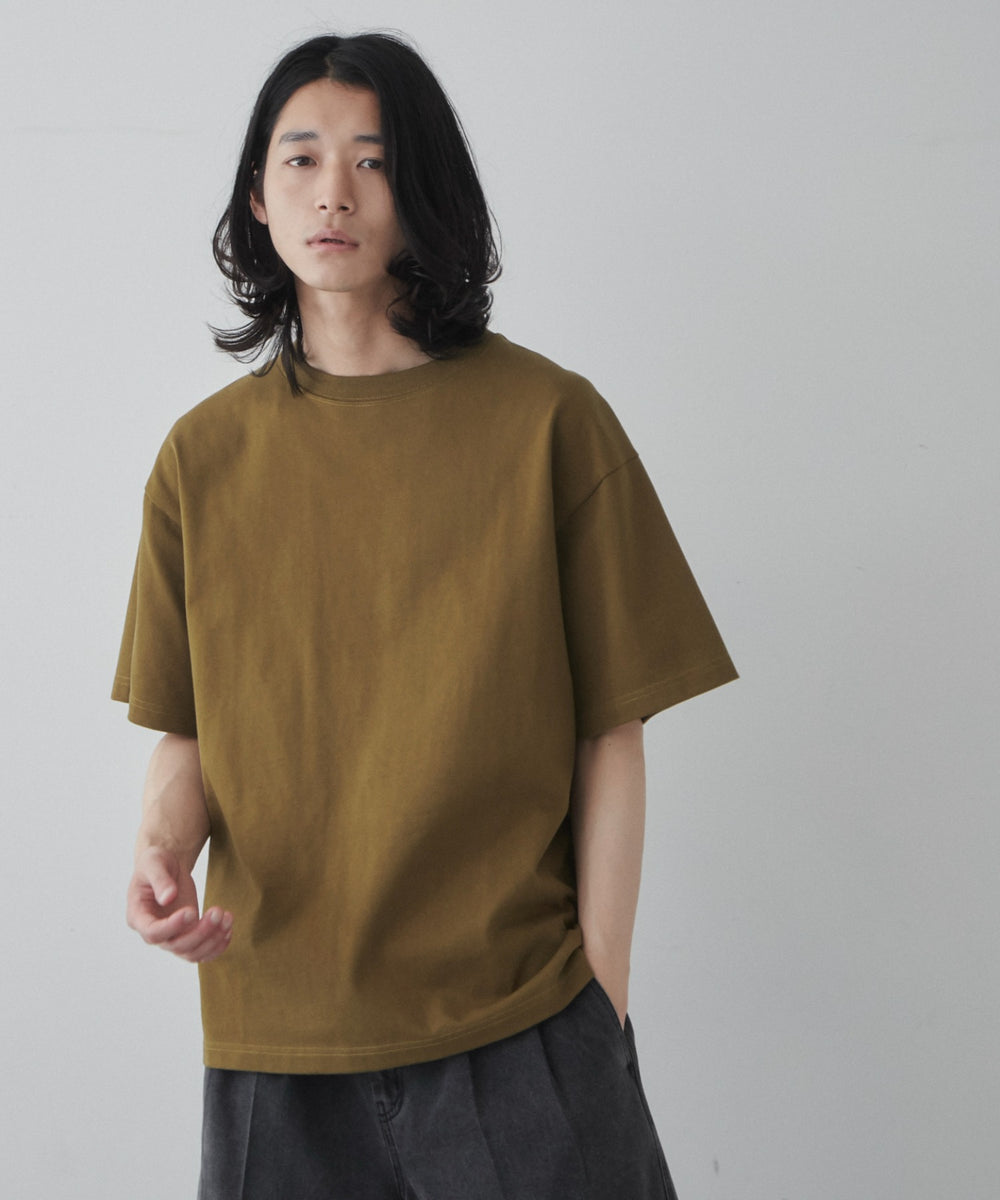 カーキ モデル：181cm L着用