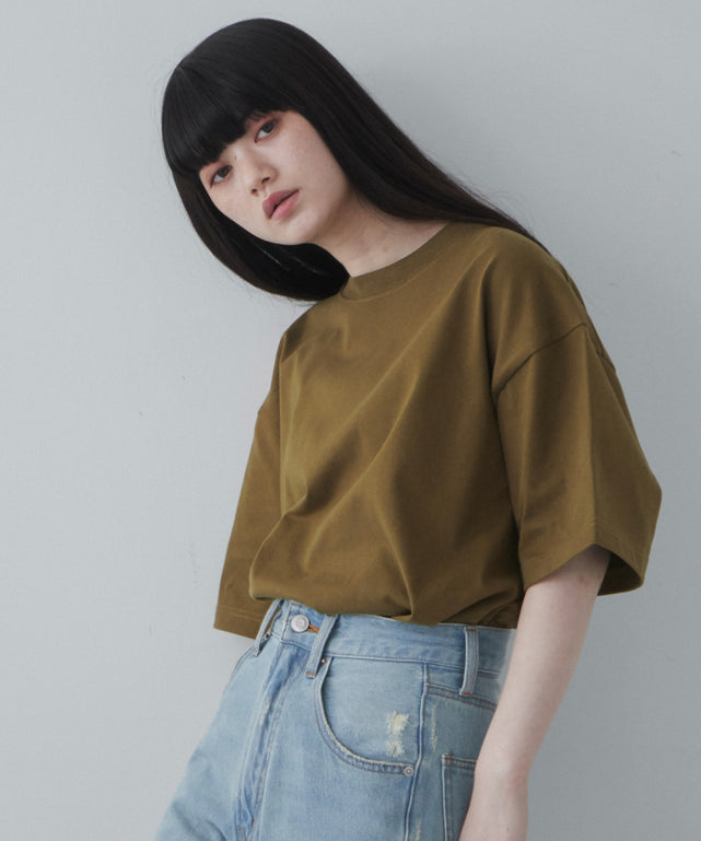 カーキ モデル：165cm M着用