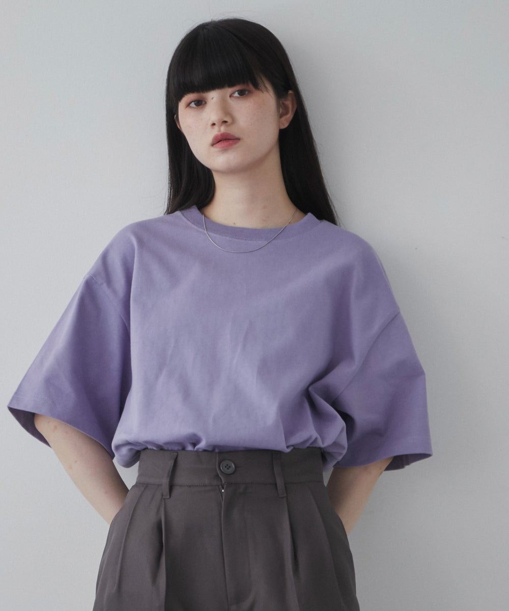 パープル モデル：165cm M着用