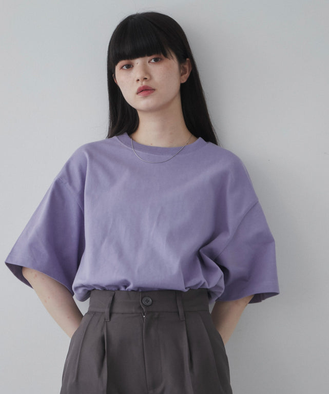 パープル モデル：165cm M着用