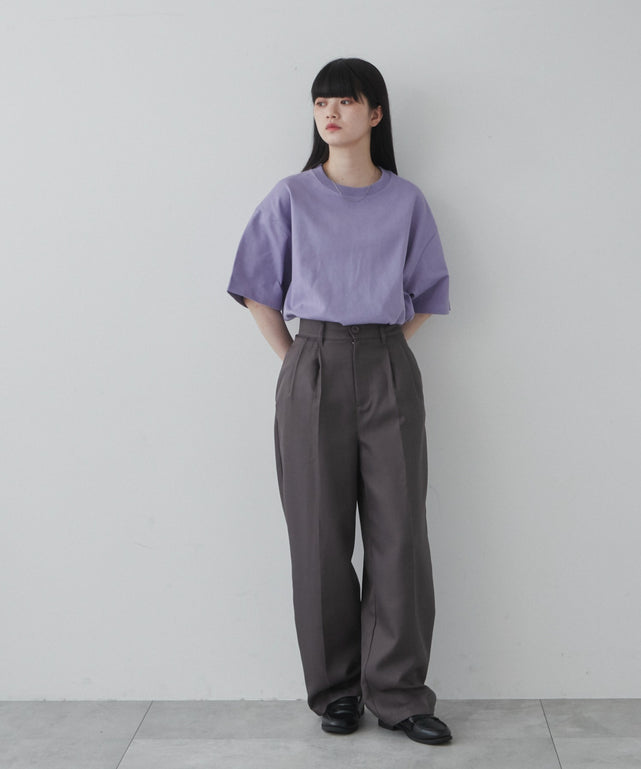 パープル モデル：165cm M着用