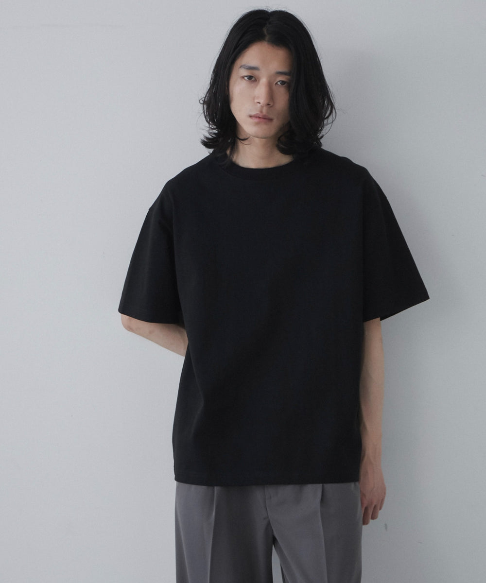 ブラック モデル：181cm L着用