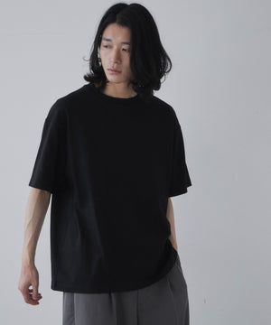 ブラック モデル：181cm L着用