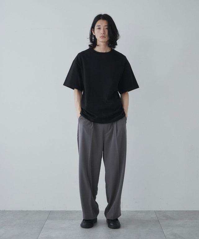 ブラック モデル：181cm L着用