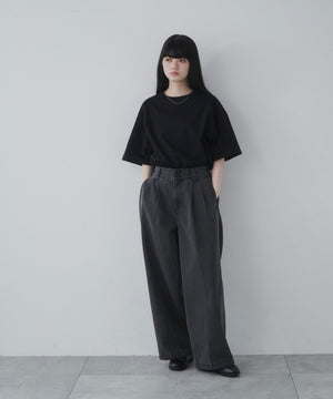 ブラック モデル：165cm M着用