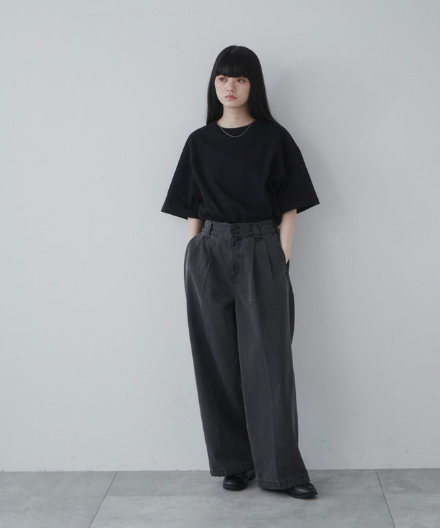 ブラック モデル：165cm M着用