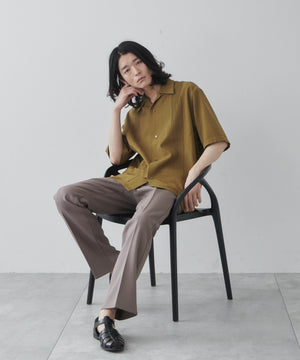 カーキ モデル：181cm L着用