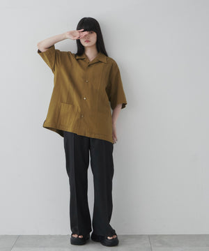 カーキ モデル：165cm M着用