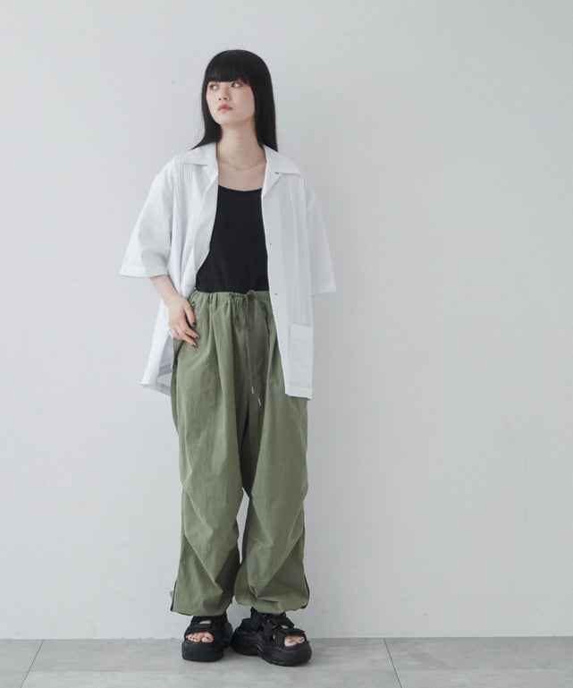 ホワイト モデル：165cm M着用