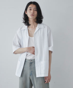 ホワイト モデル：181cm L着用