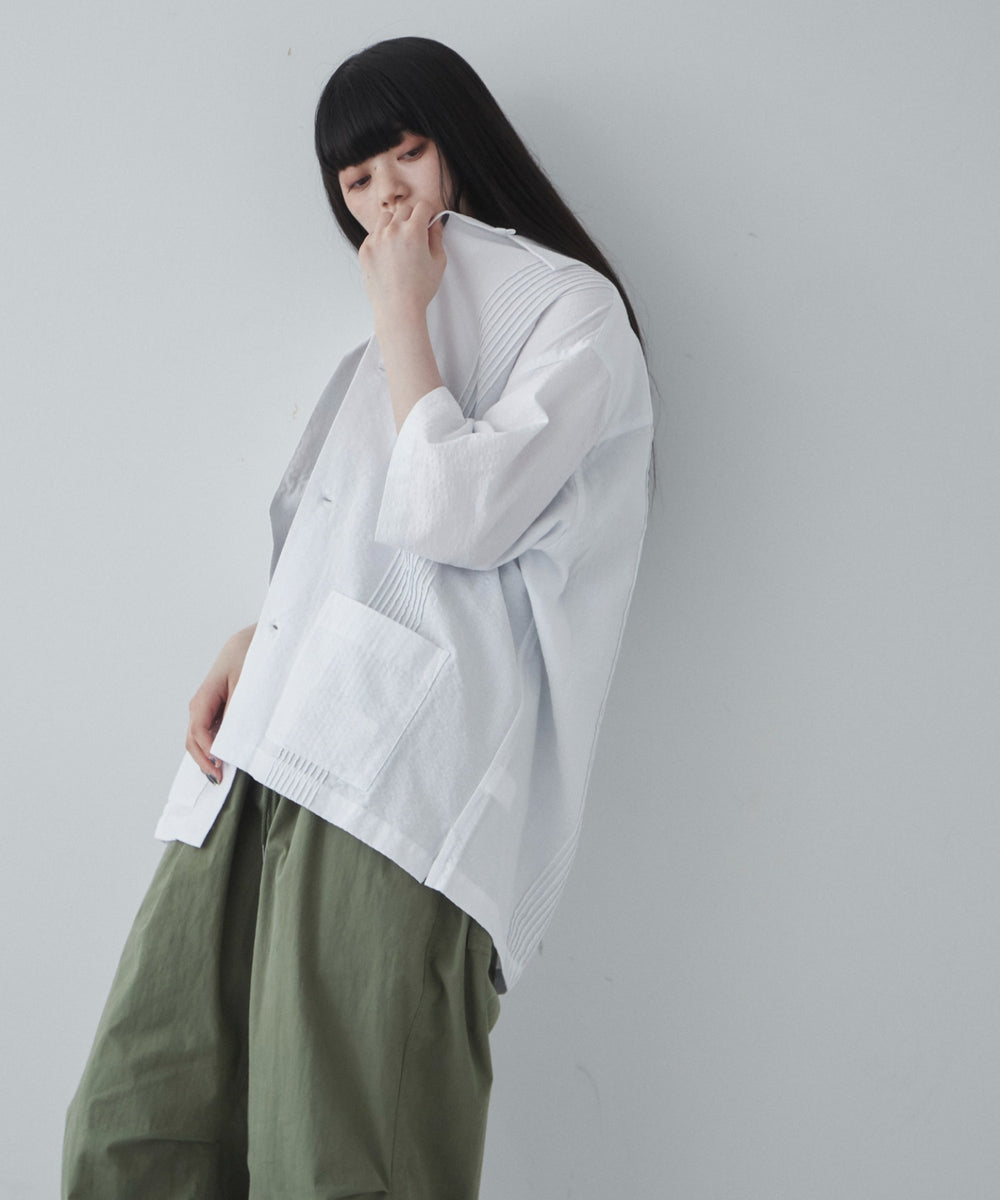 ホワイト モデル：165cm M着用