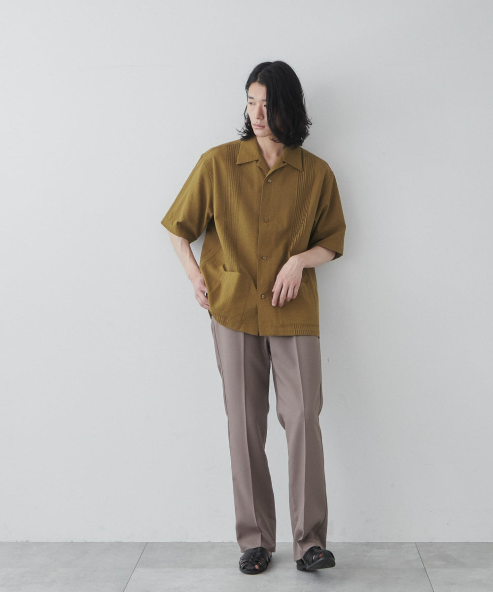 カーキ モデル：181cm L着用