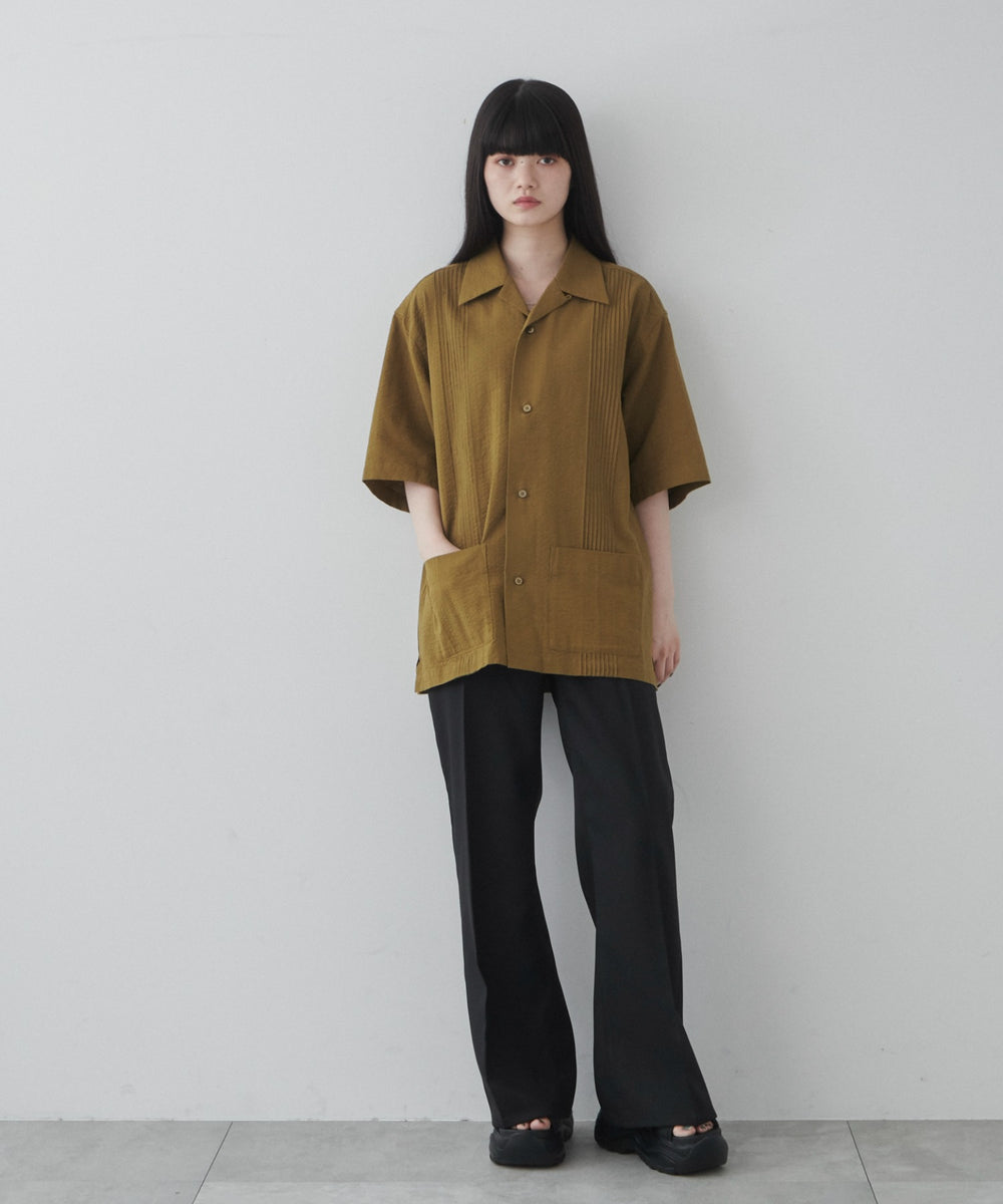 カーキ モデル：165cm M着用