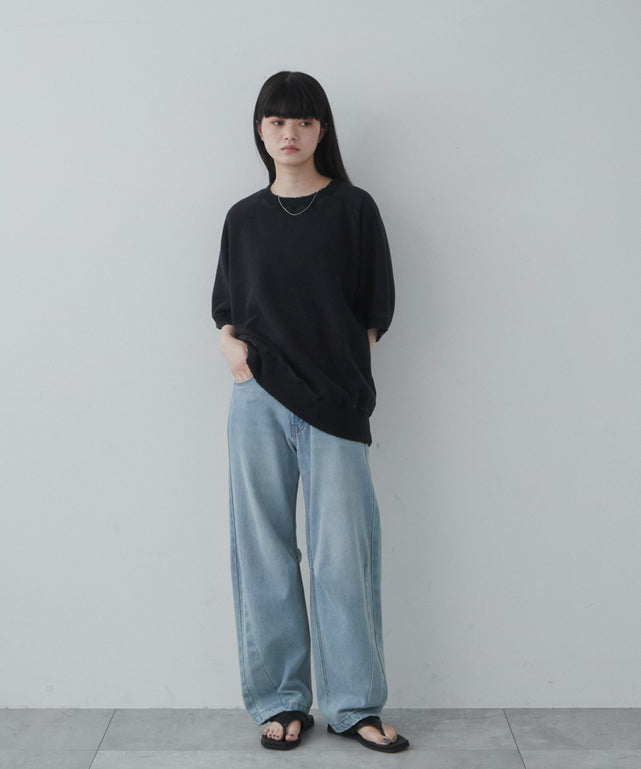 ブラック モデル：165cm M着用