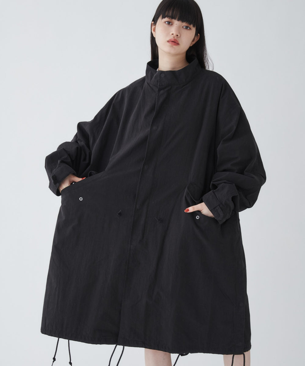 ブラック モデル：165cm M着用