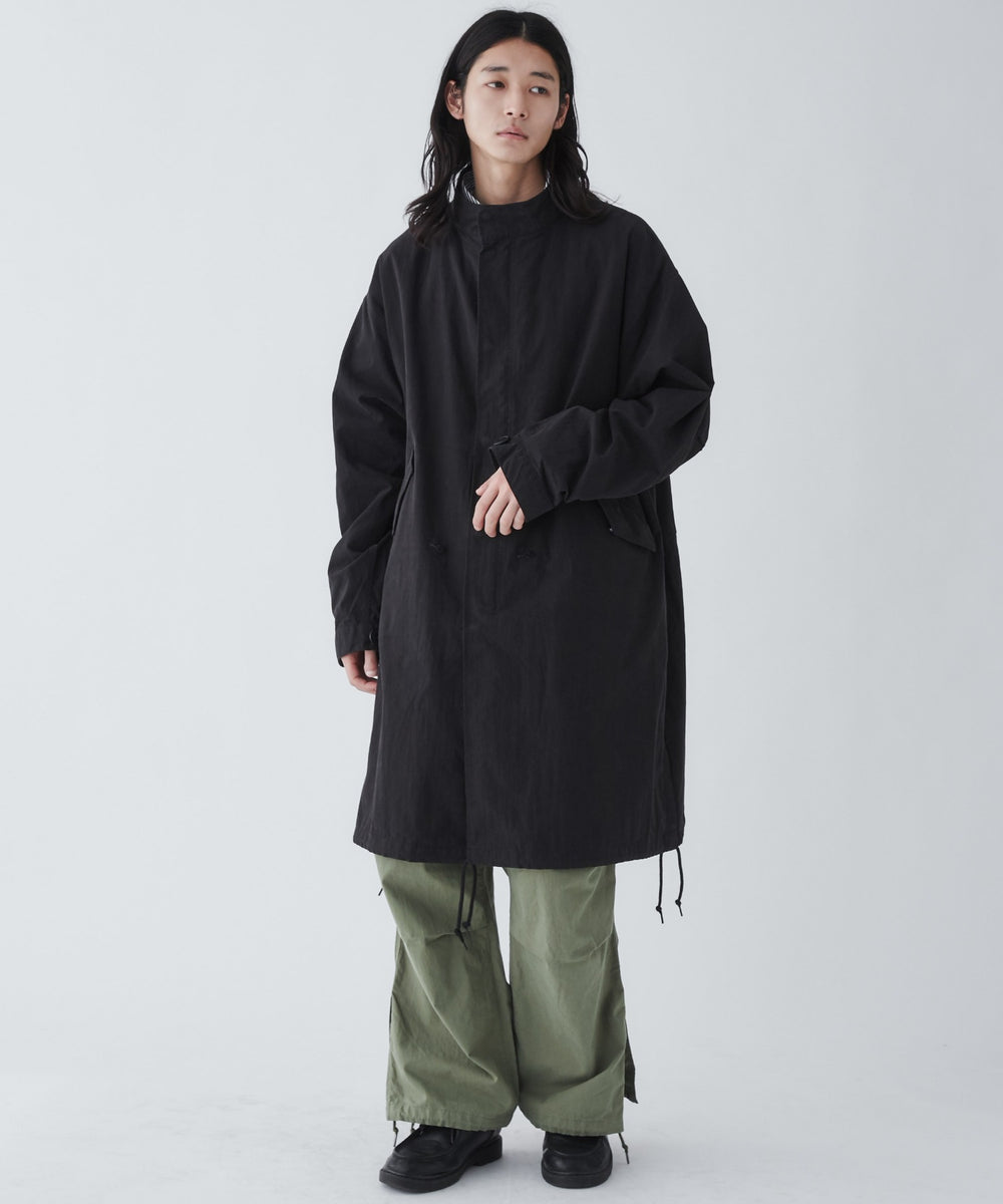 ブラック モデル：181cm L着用