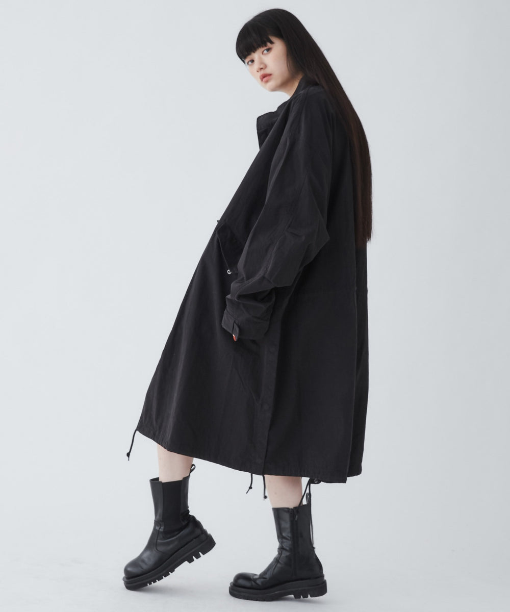 ブラック モデル：165cm M着用