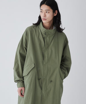 カーキ モデル：181cm L着用