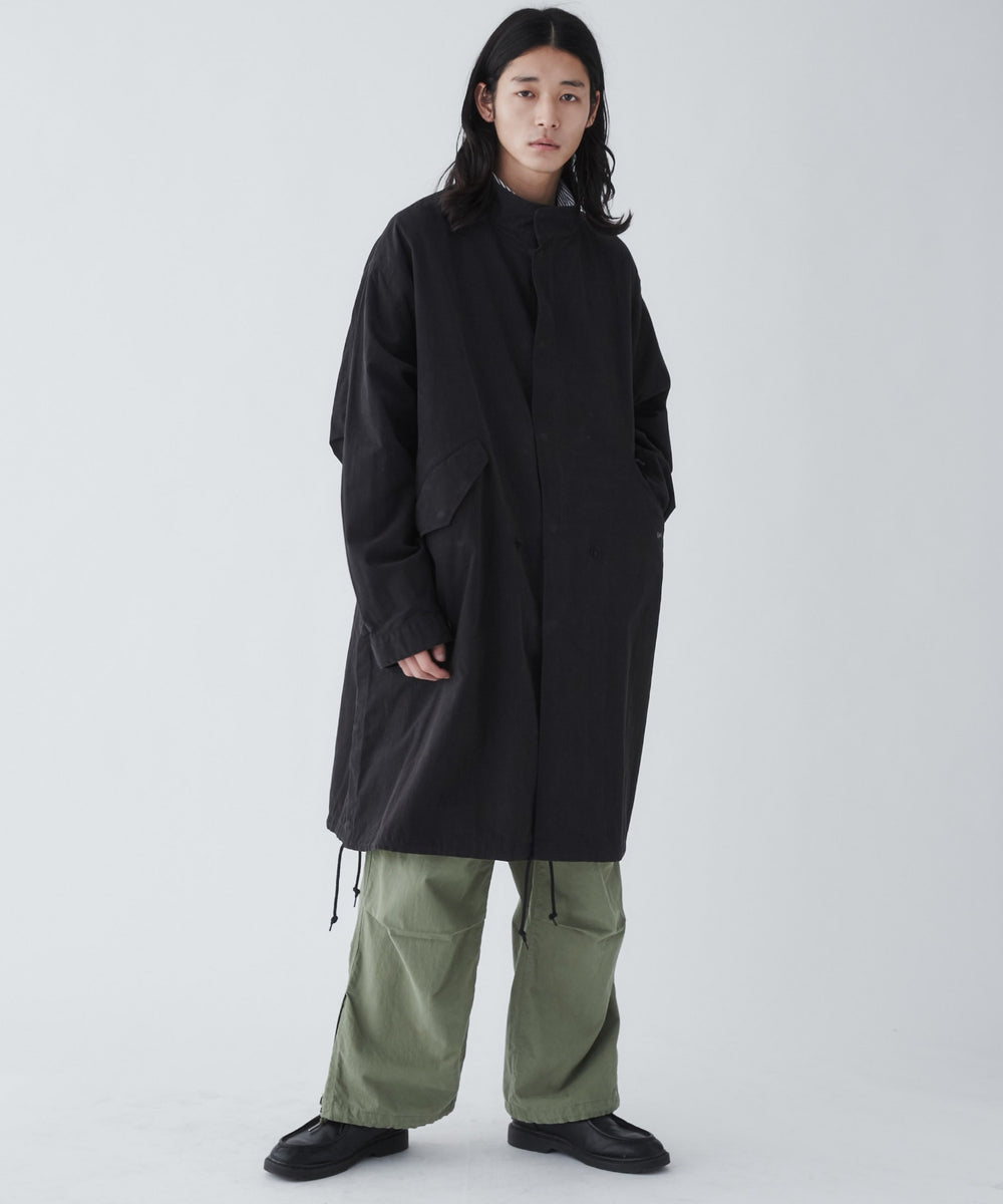 ブラック モデル：181cm L着用