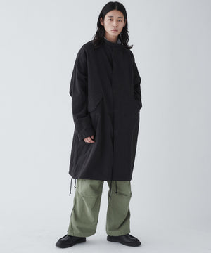 ブラック モデル：181cm L着用