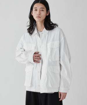 ホワイト モデル：181cm L着用