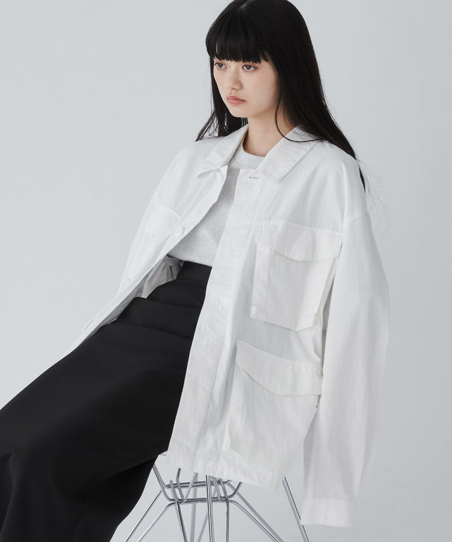 ホワイト モデル：165cm M着用