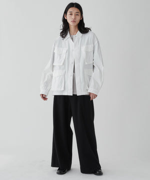 ホワイト モデル：181cm L着用