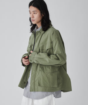 カーキ モデル：181cm L着用