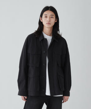 ブラック モデル：181cm L着用