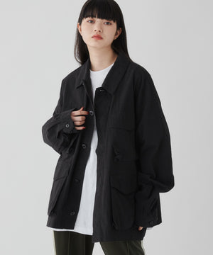 ブラック モデル：165cm M着用