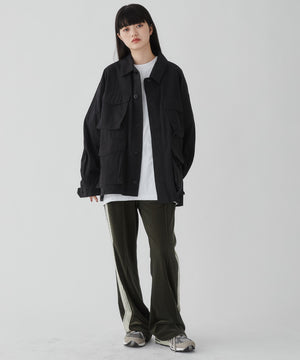 ブラック モデル：165cm M着用