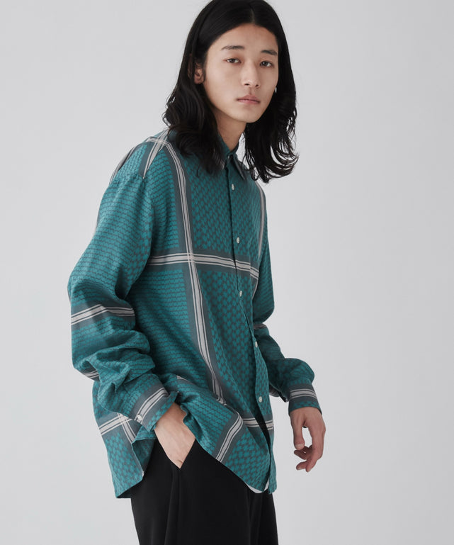 柄2 モデル：181cm L着用